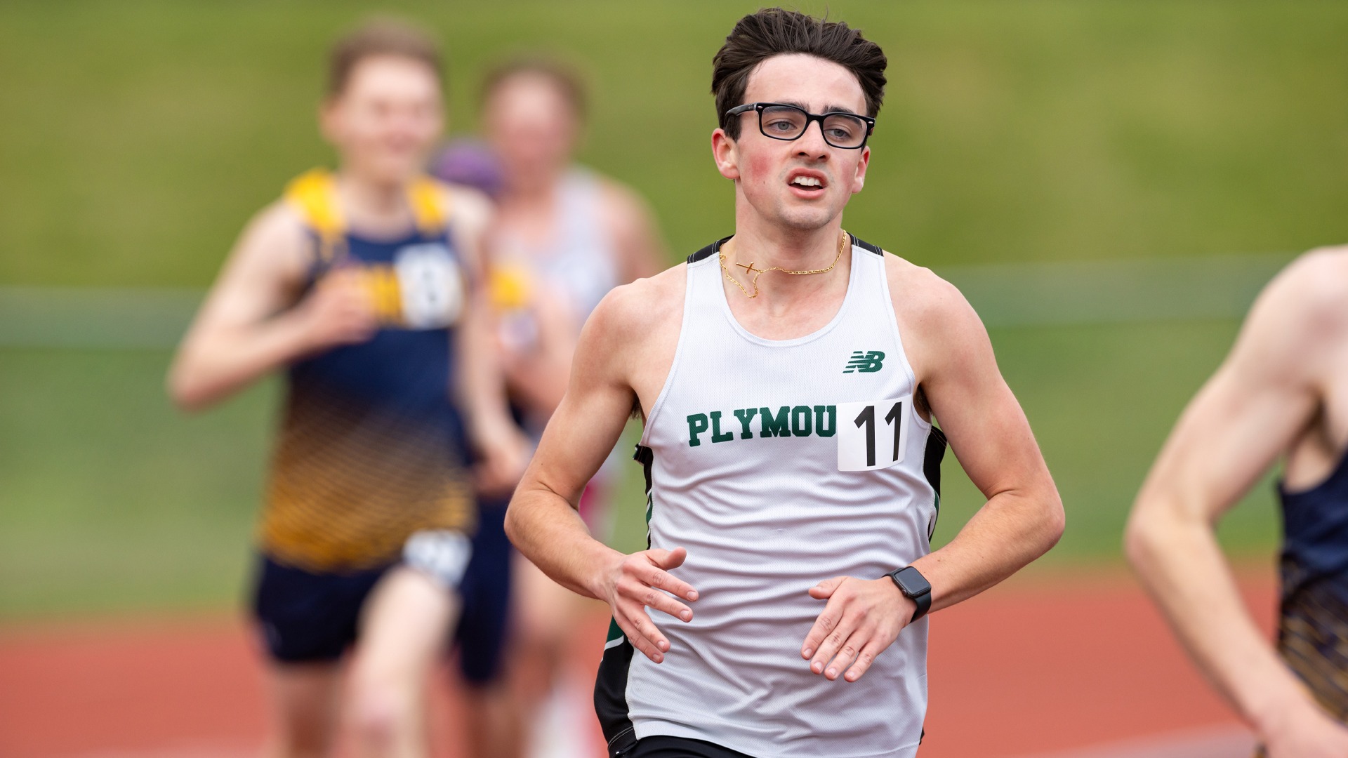Angelo DeLuca runs at the Ed Daniels Classic