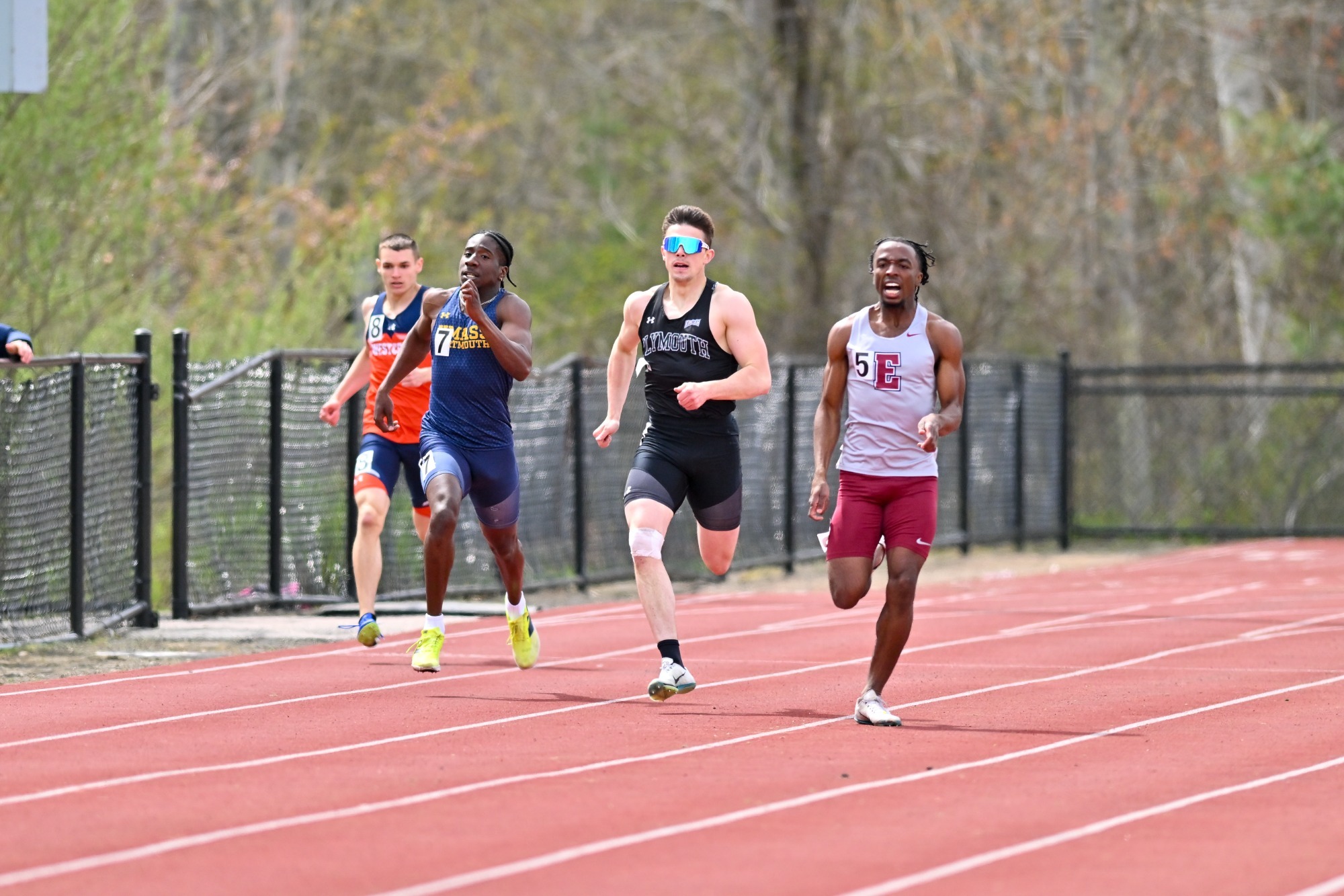 Zach Hodge runs the 400 meters at the LEC Championship