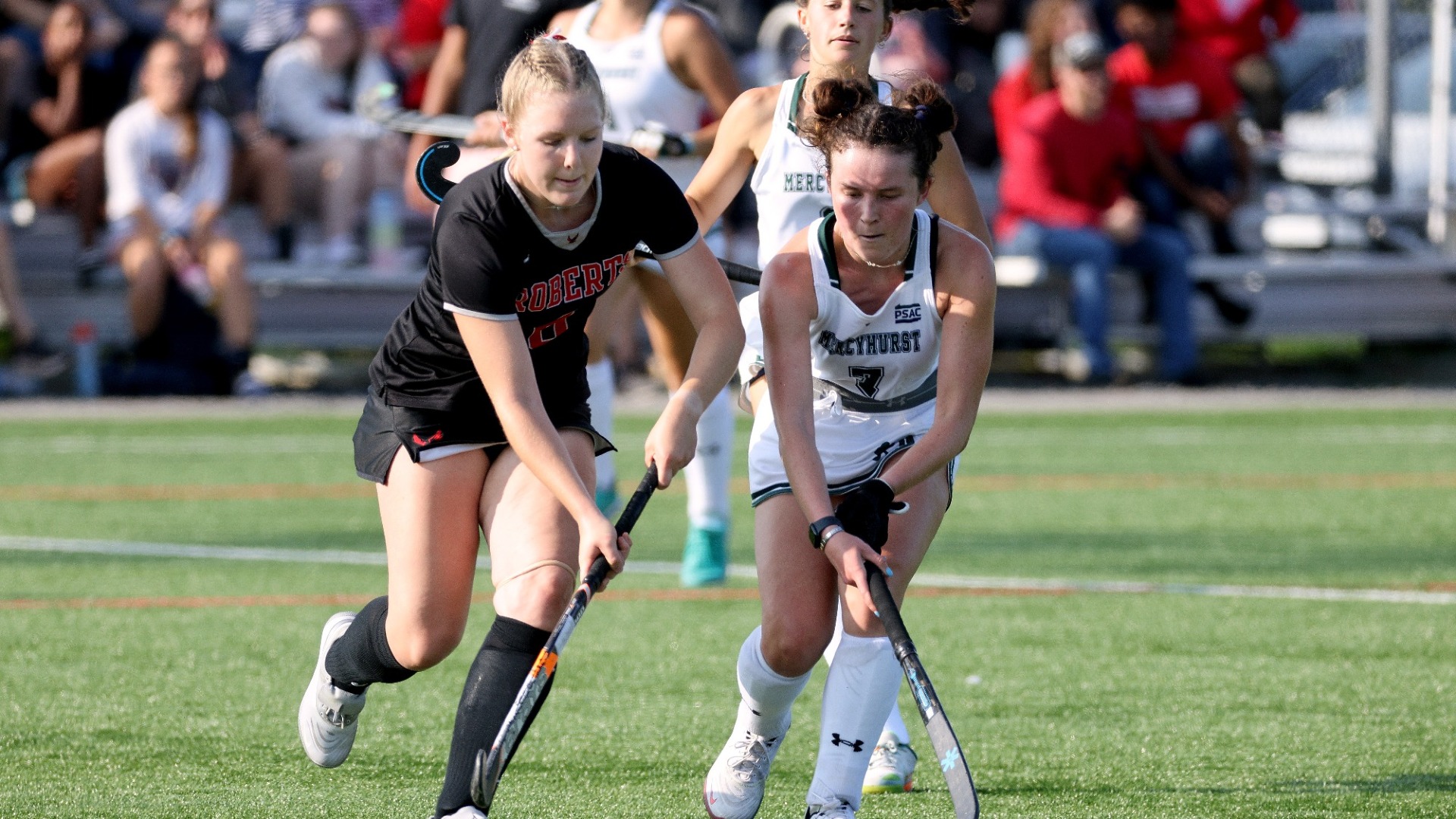 Field Hockey Falls to No. 1 East Stroudsburg Roberts Wesleyan
