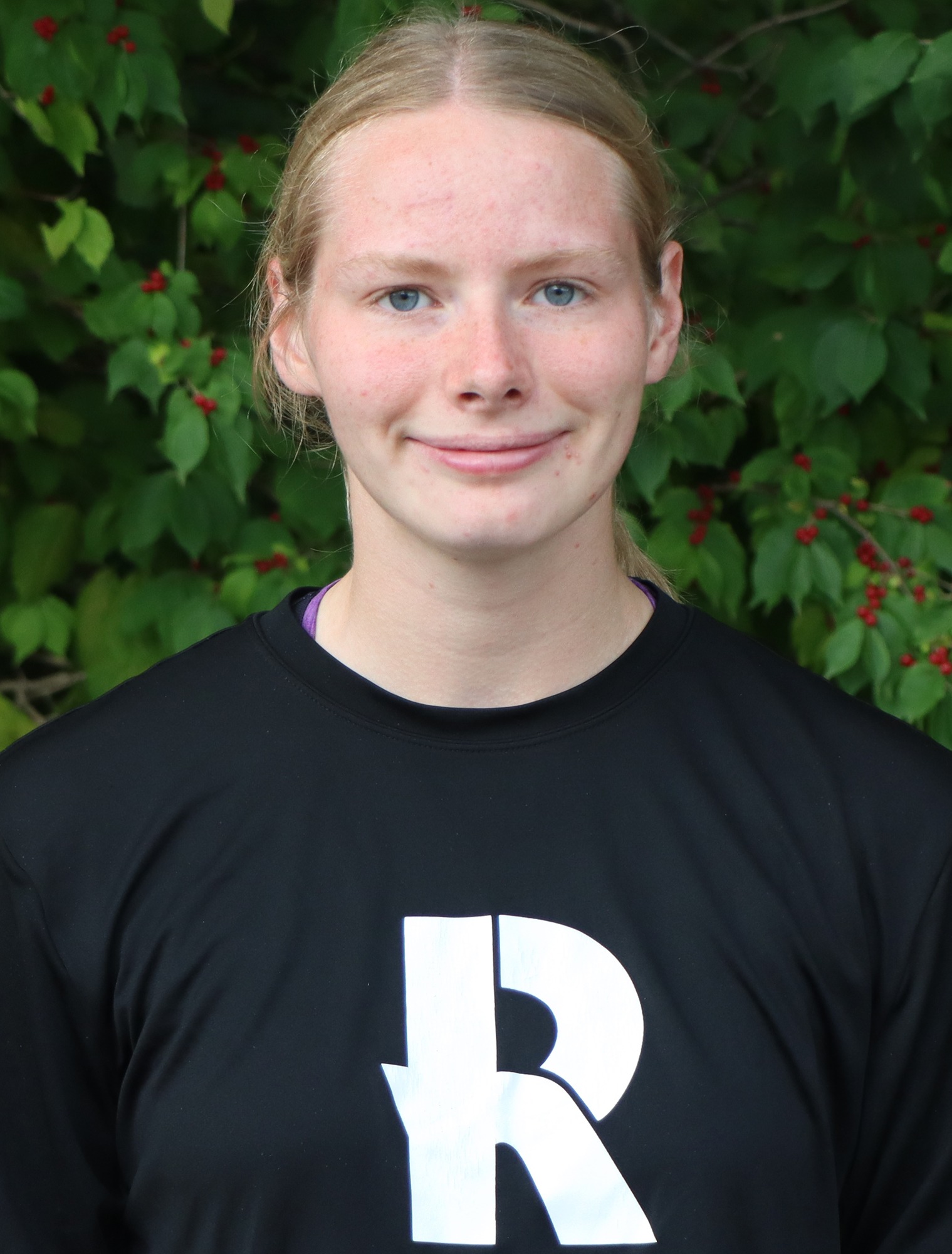 Pooler-Caitlin-Headshot-2023