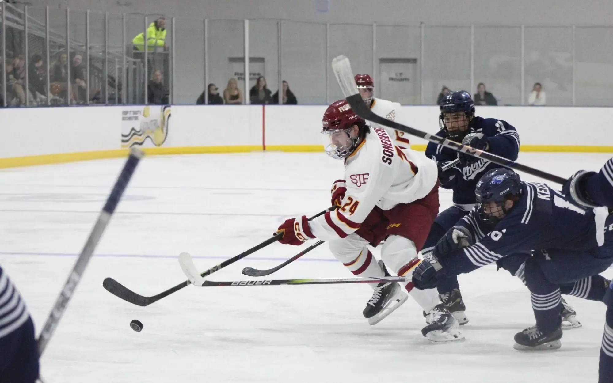 Men's Hockey Sonedecker