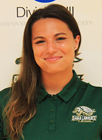 Lauren Farina Headshot