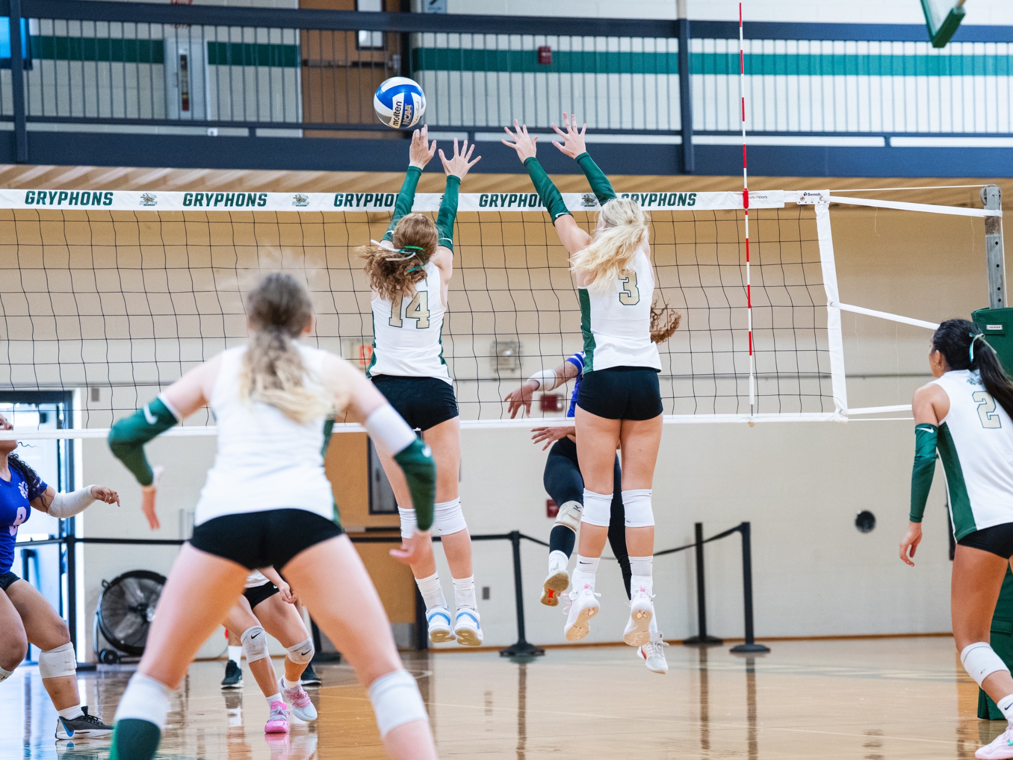 2026_WVB_Charlee Leonard & Bailey Gordon