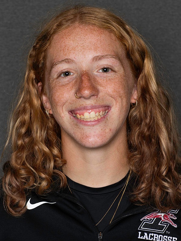 Olivia Bakowski head shot