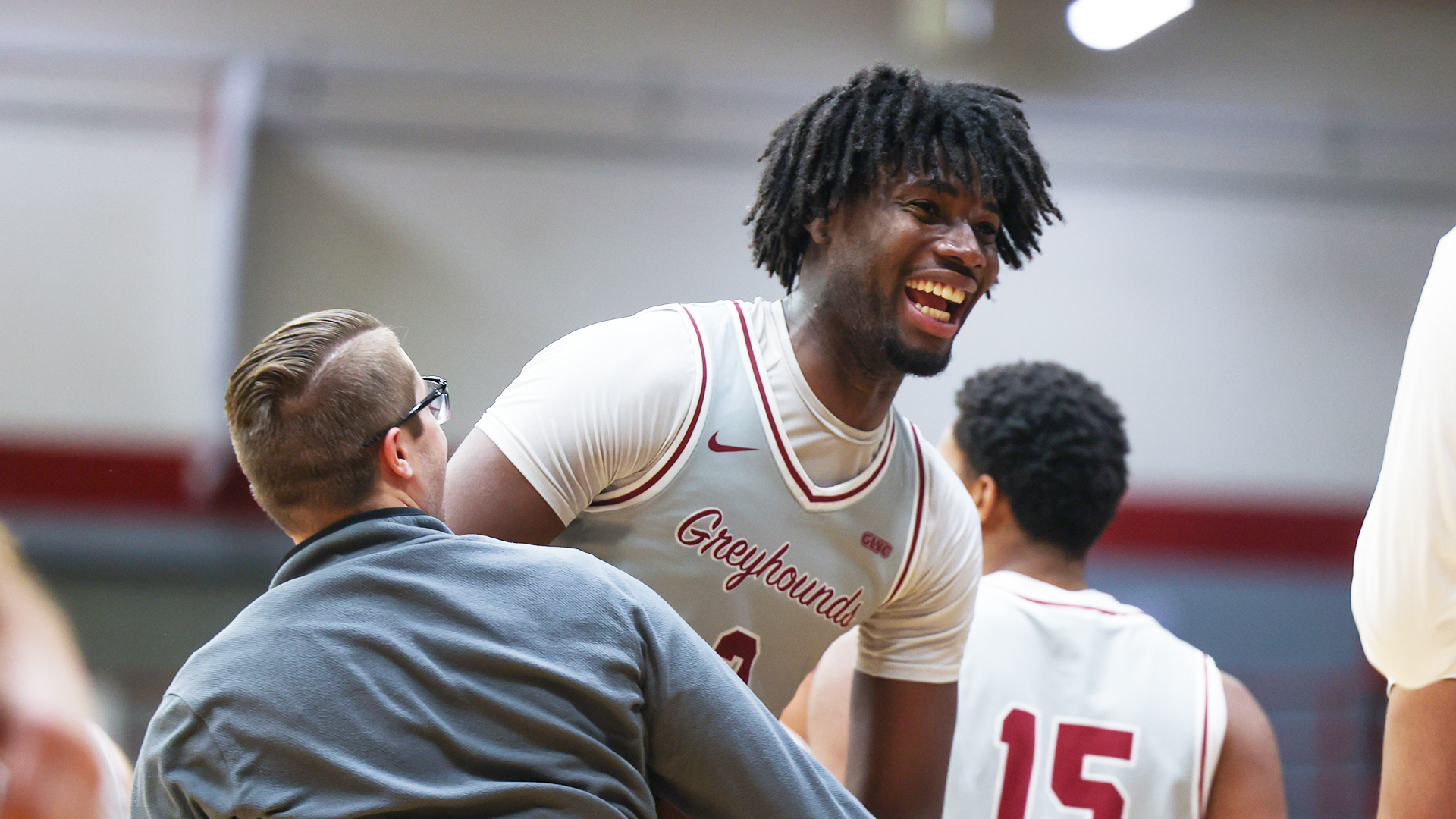 Kelvin Amoako celebrates the UIndy MBB win over Rockhurst