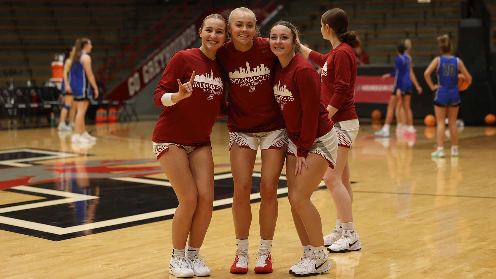 Jenna Guse, Taylor Van Meter and Graycie Poe