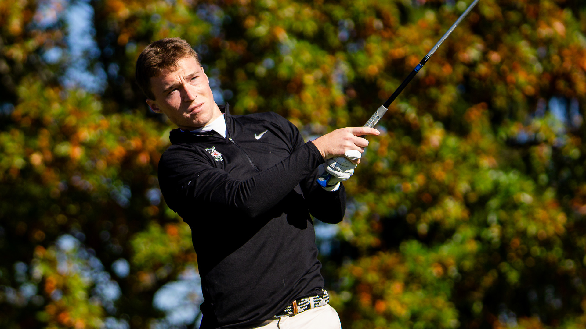 UIndy golfer Noah Johnson driving the ball off the tee.