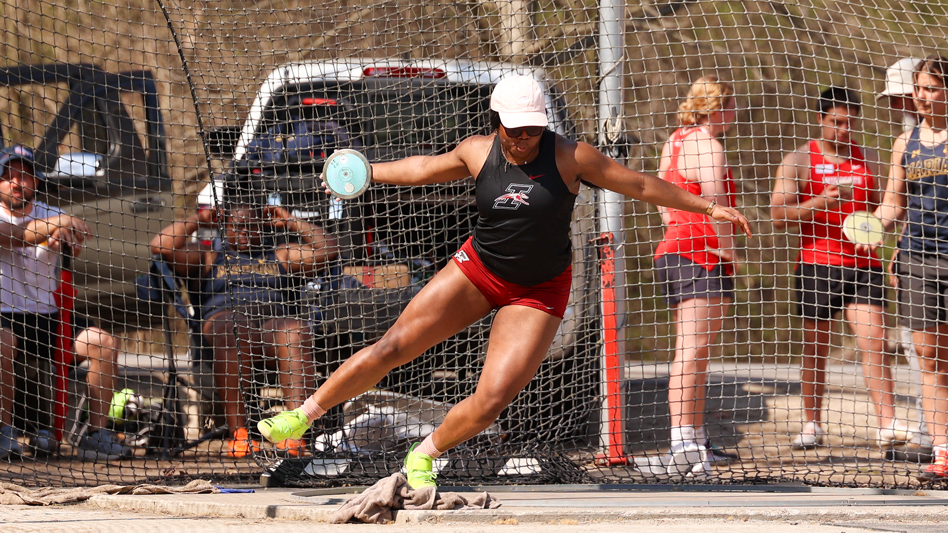 Vivian Osagie throws discus at the Marian Knight Open