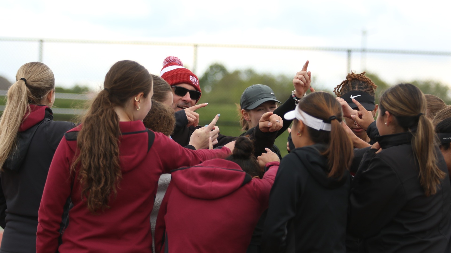 UIndy Women's Tennis Huddle