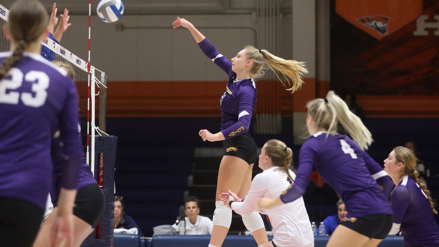 UWSP Volleyball Wins Twice at Carroll Tri University of Wisconsin