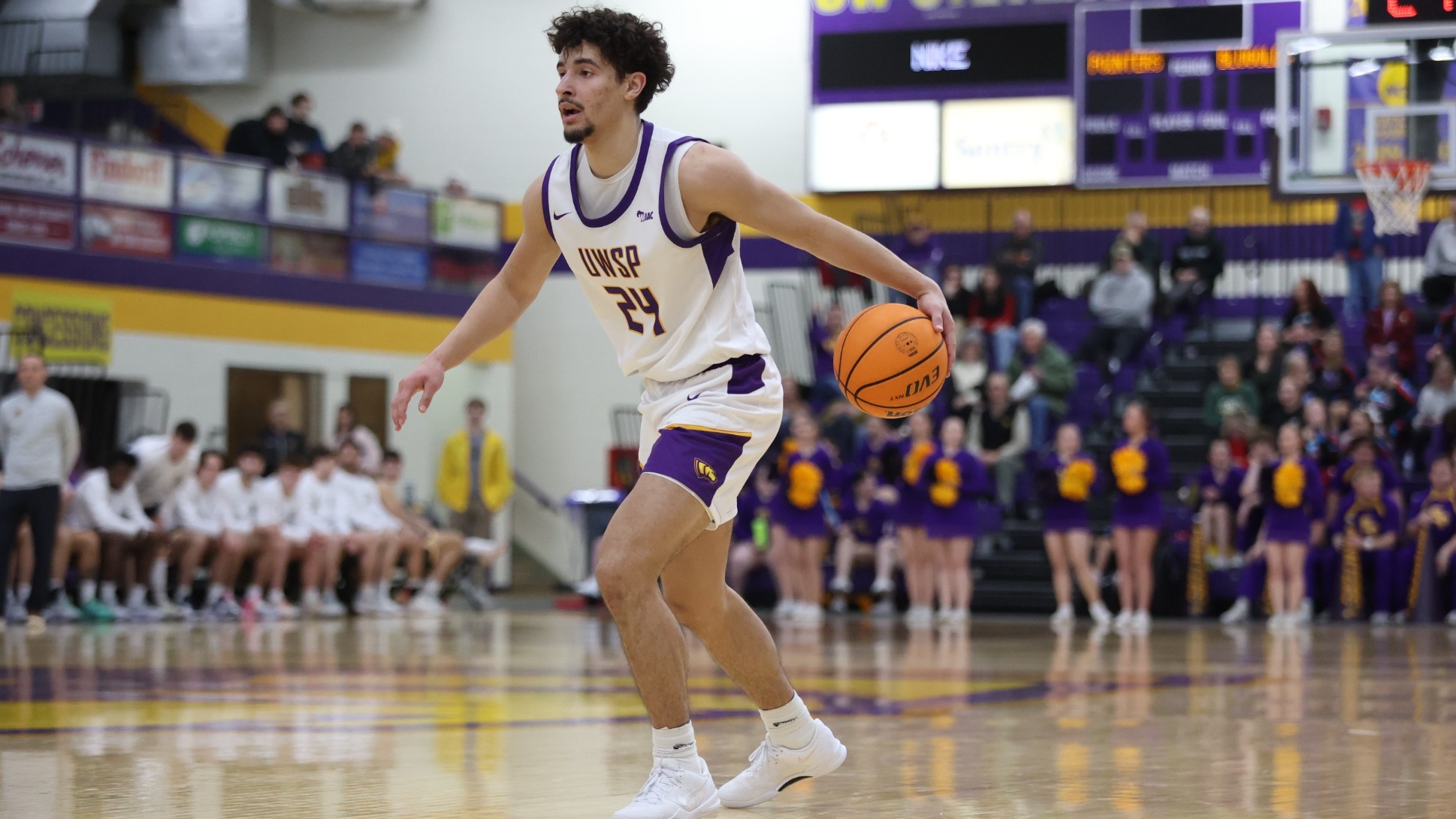 uwsp-men-s-basketball-announces-2021-22-schedule-university-of-wisconsin-stevens-point-athletics