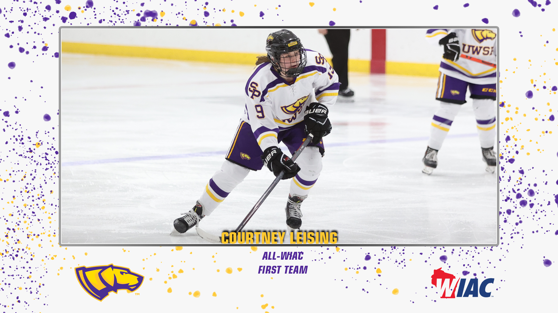 Women’s Hockey Falls to St. Olaf in Home Opener University of