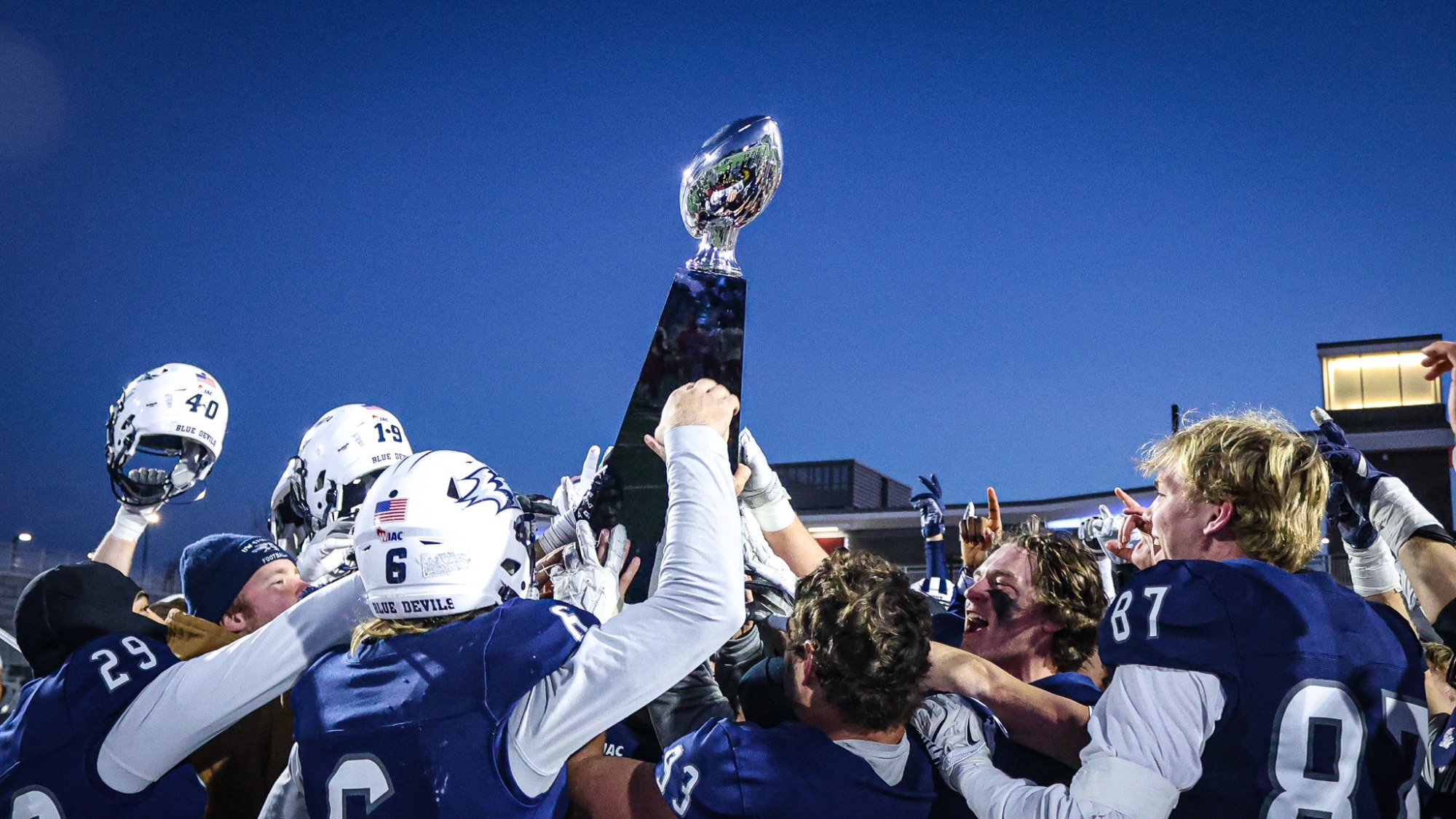 Celly with da trophy