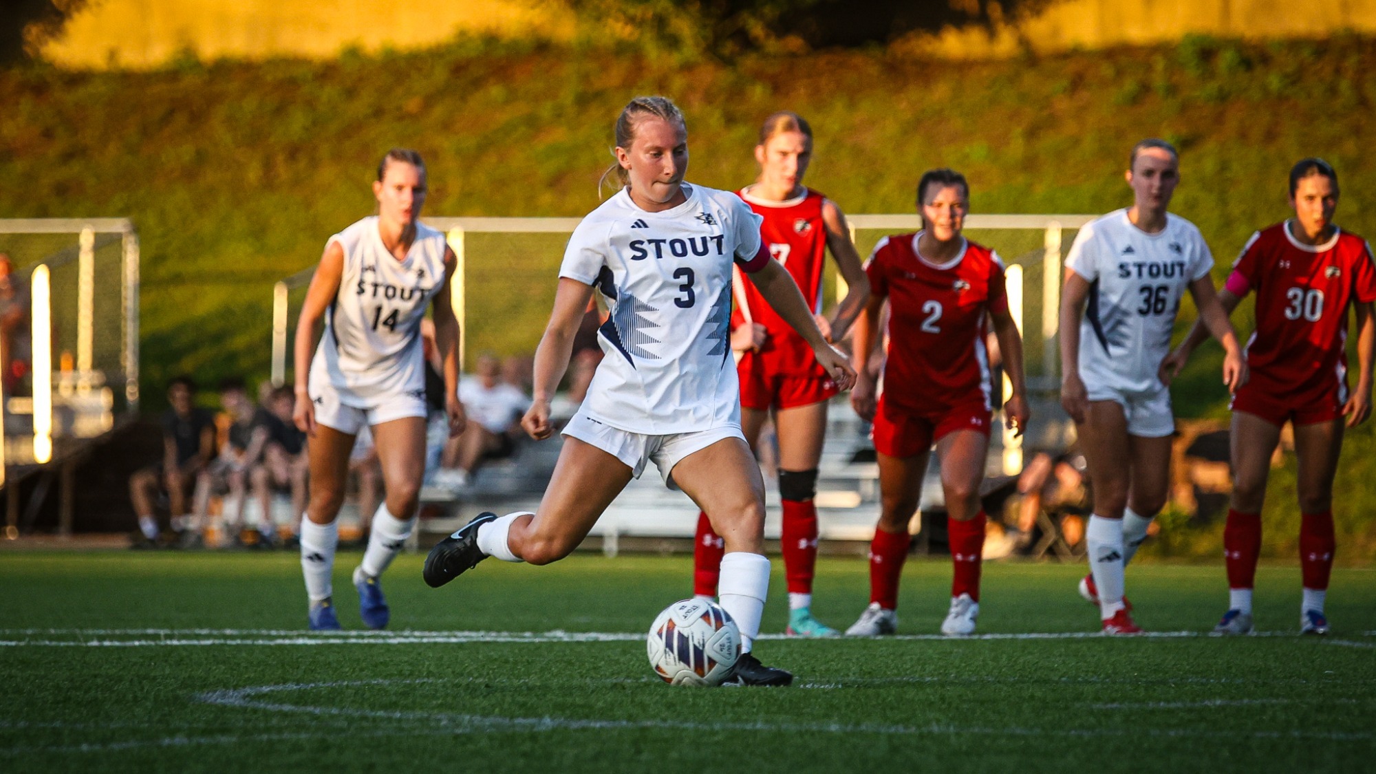 Kayla White penalty kick