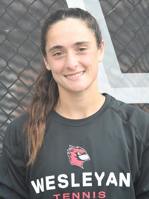 Steph Yanosov Headshot 2021