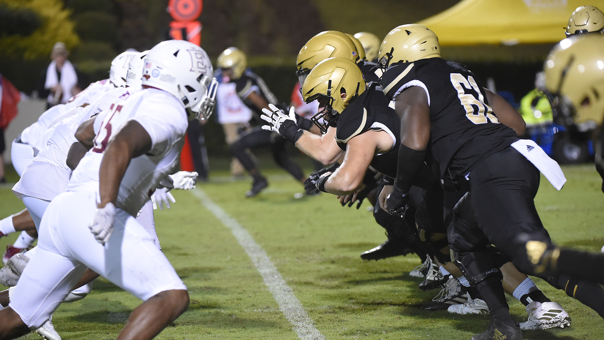 Football Defeated In Home Opener By Elon Wofford College Athletics