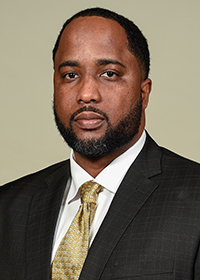 Drew Gibson 10-2023 headshot