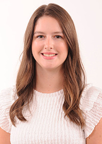 Olivia Lewis 2023 headshot