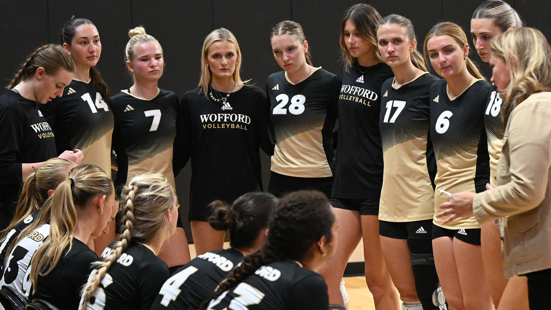 Huddle vs. Western Carolina 11-14-25