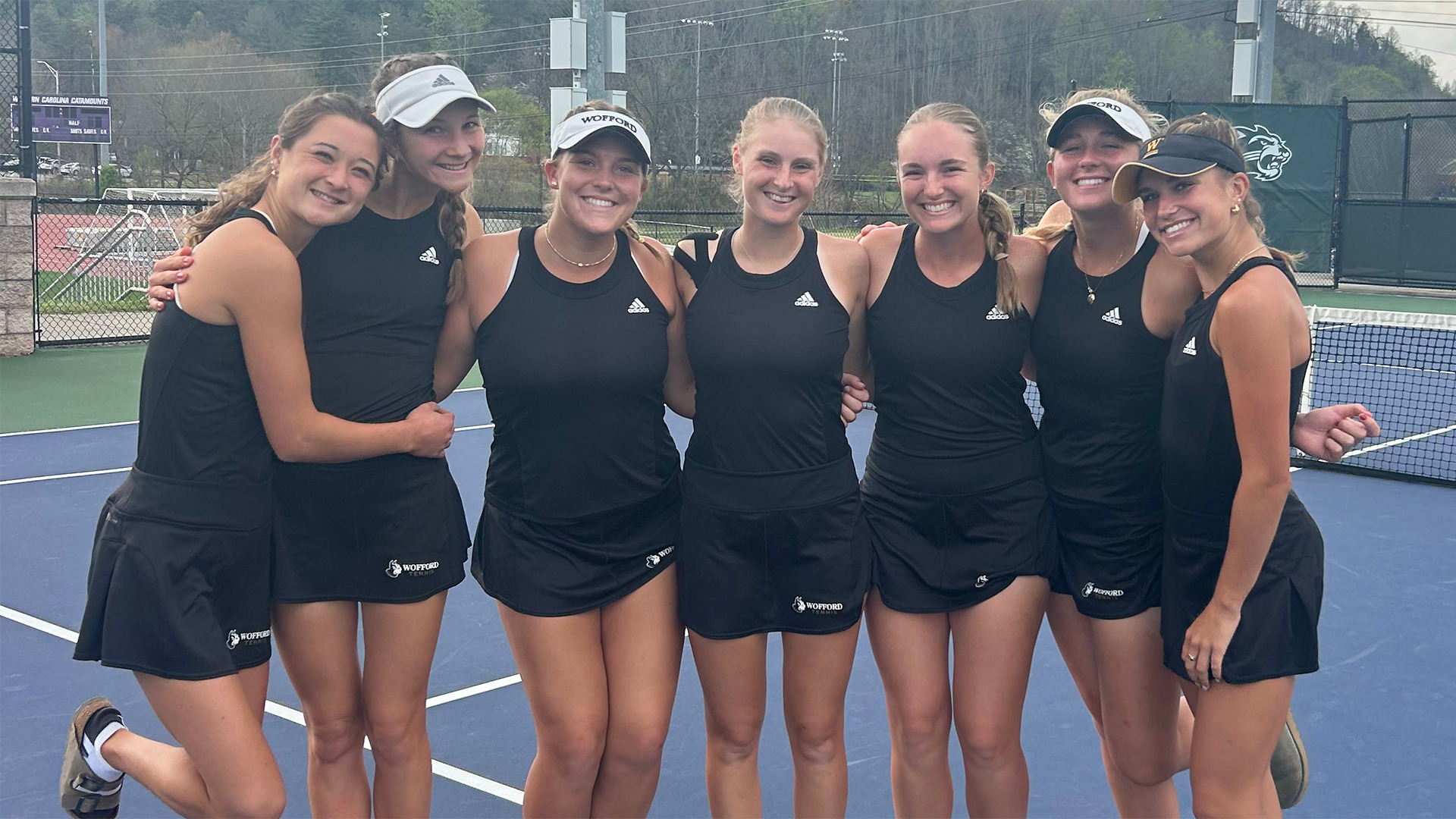 Womens tennis win at WCU 2026