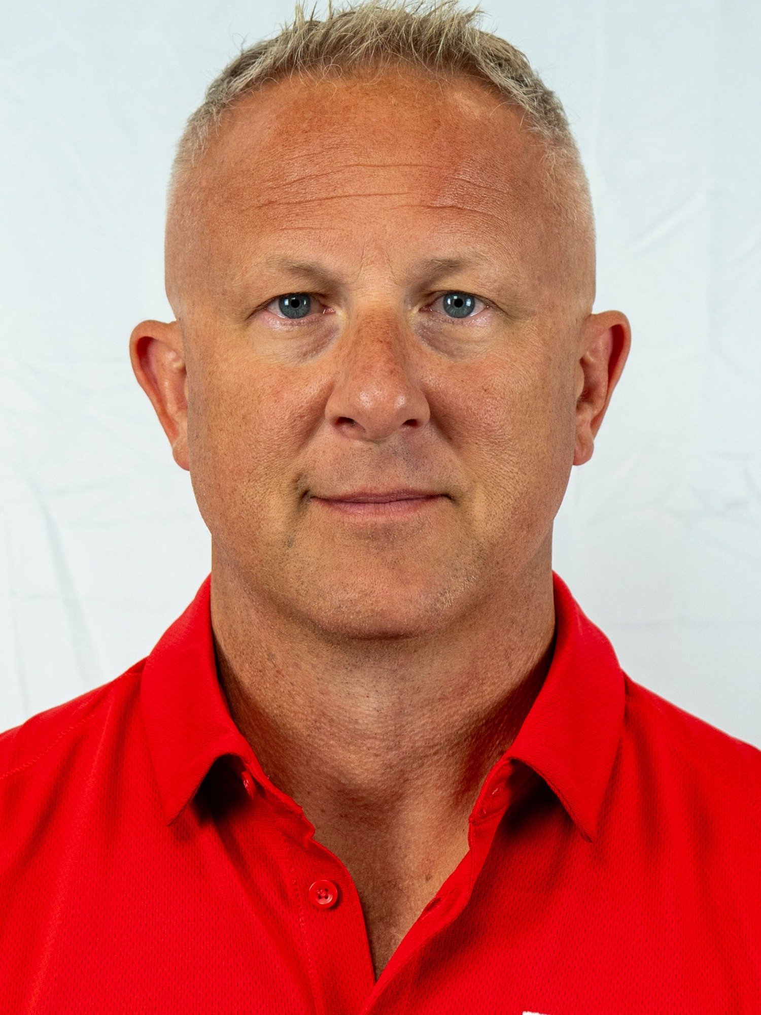 Coach Chris Robertson headshot-2026