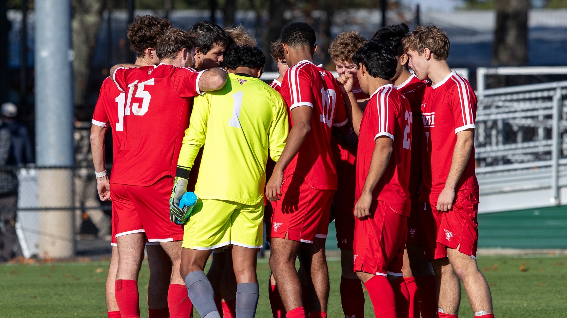 Team Huddle-WPI Men's Soccer-2026