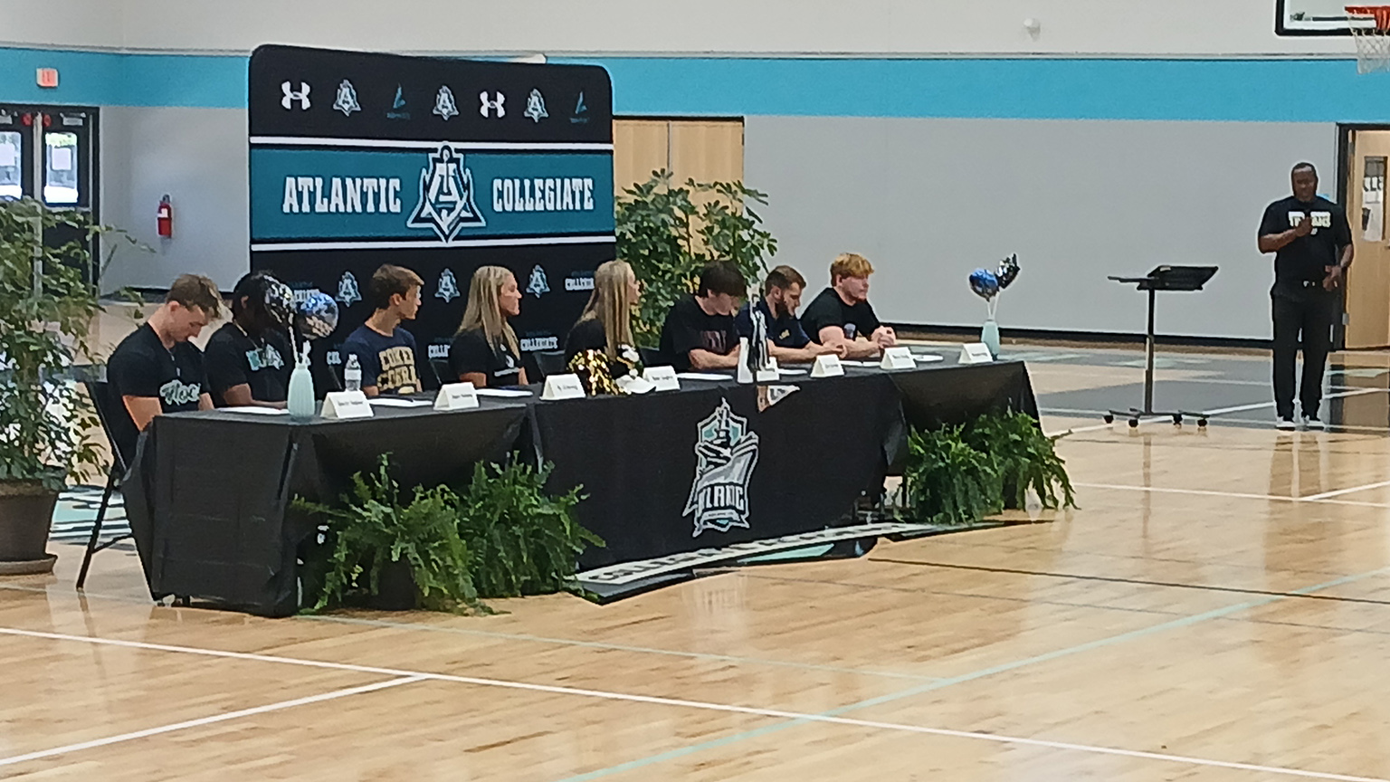 25 Spring Signing Day