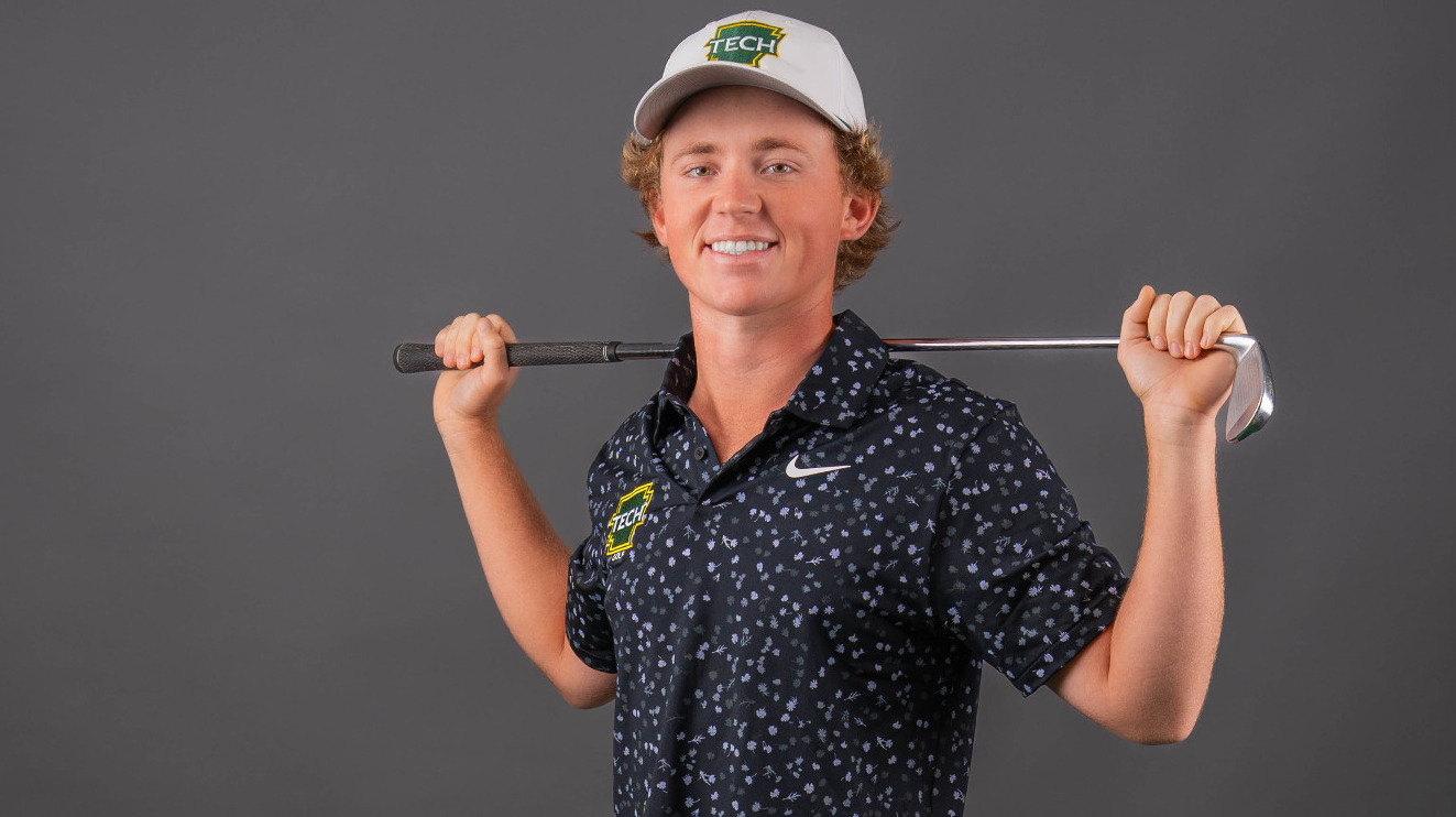 Landon Lawson Bo Jackson Pose (2025-26)