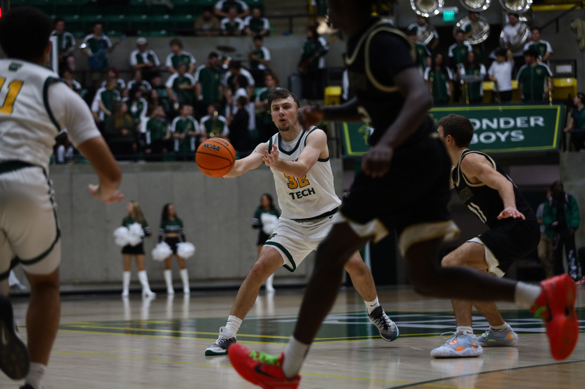 Connor Davis passing vs. Harding