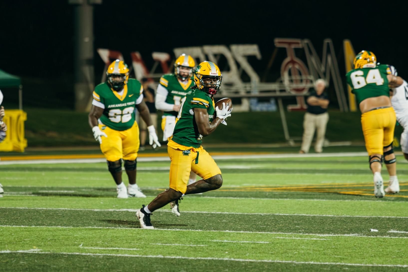 Tiquez Mallette catch vs. Ouachita Baptist 