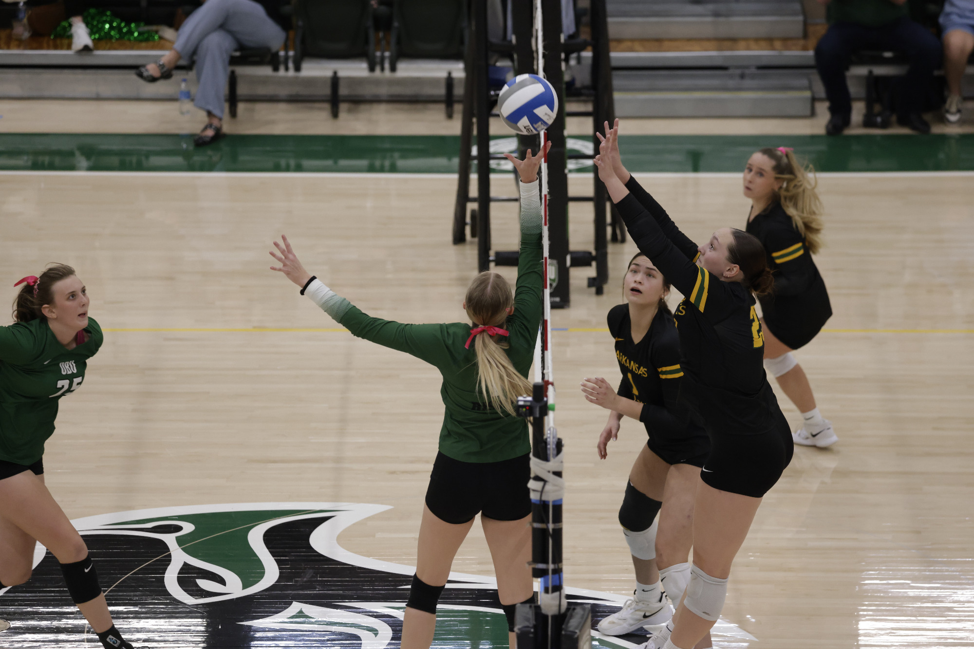 Savannah M blocking (v OKB '26)