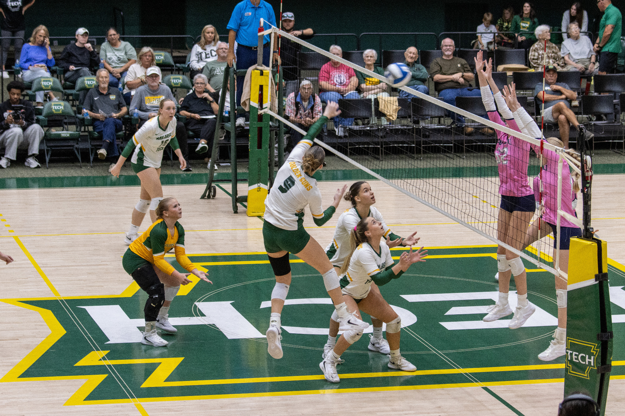 Henley attacking (v. SWOSU '26)