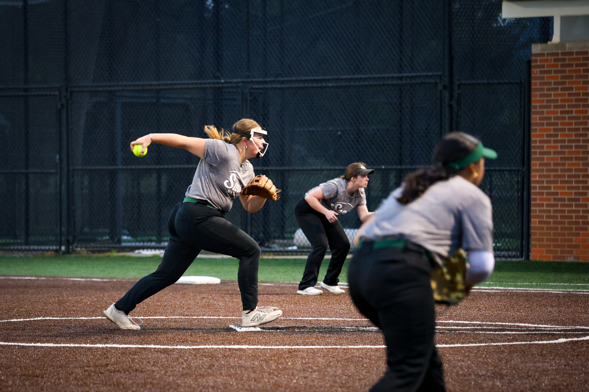 Aly White pitching inter-squad (2026)