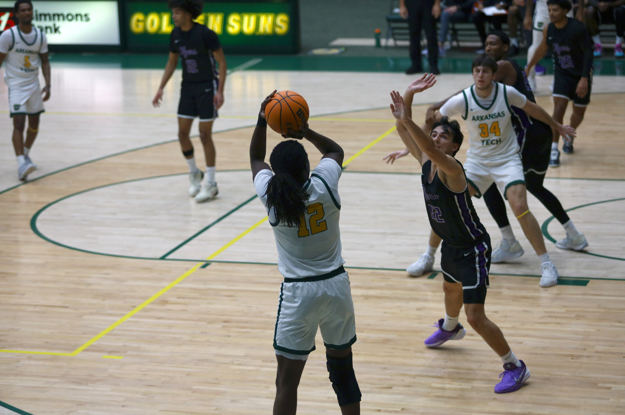 Damon Augustus shooting vs. Ouachita 