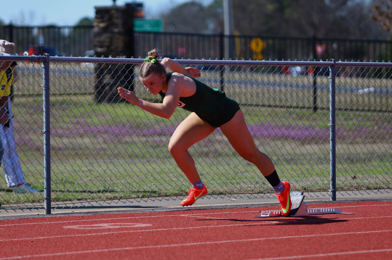 Kaitlynne Elmore starting block at Hendrix
