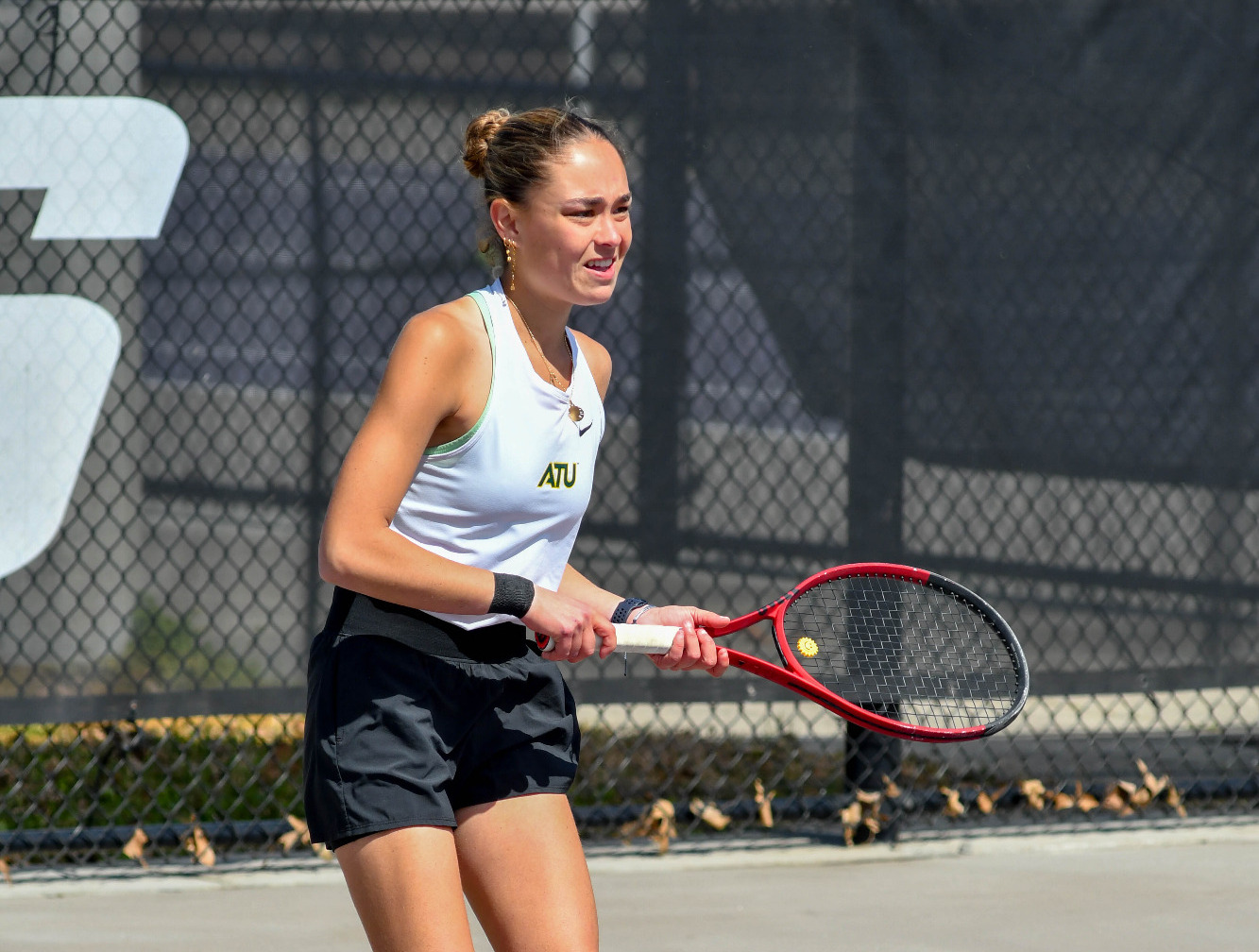 Nayara Alvarez at Ozarks