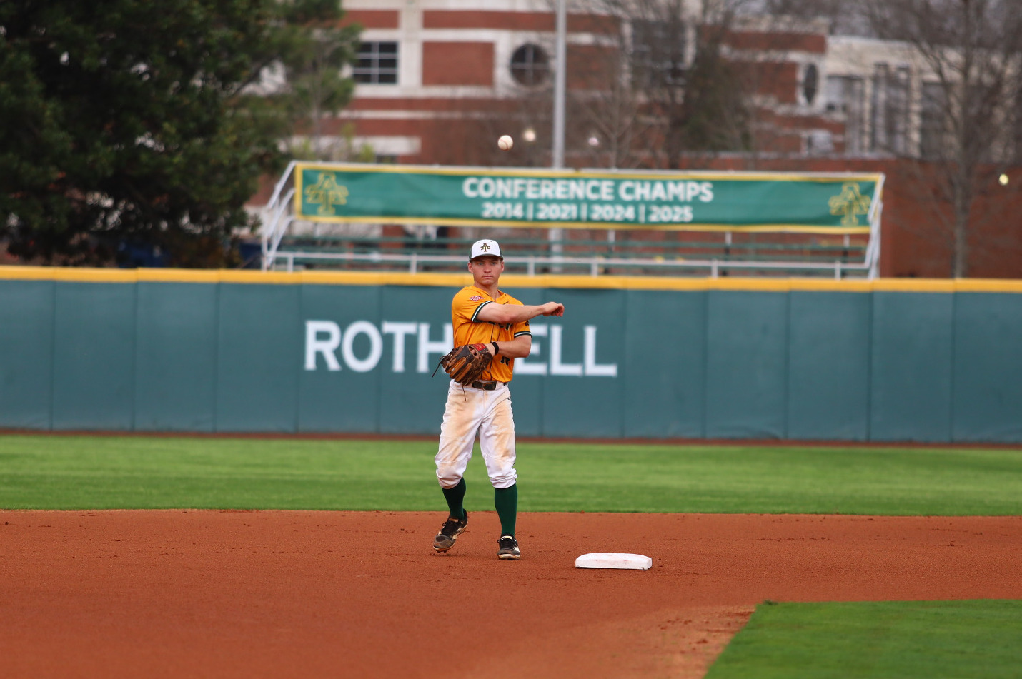 Cole Dawson throwing between innings