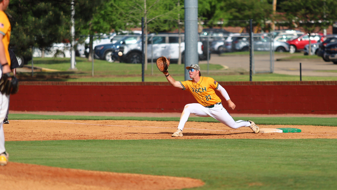 Tyler Sardelli at first base