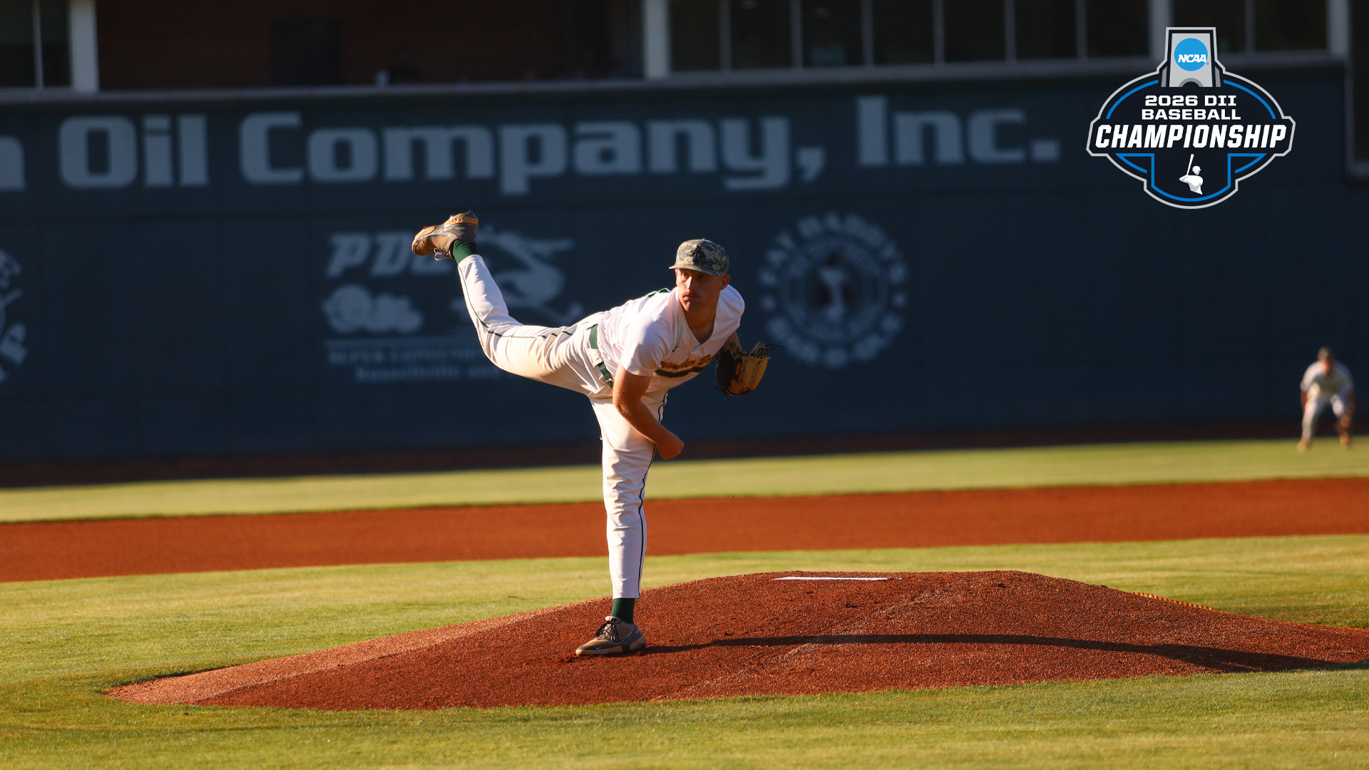 Daniel Hutchison vs. ECU