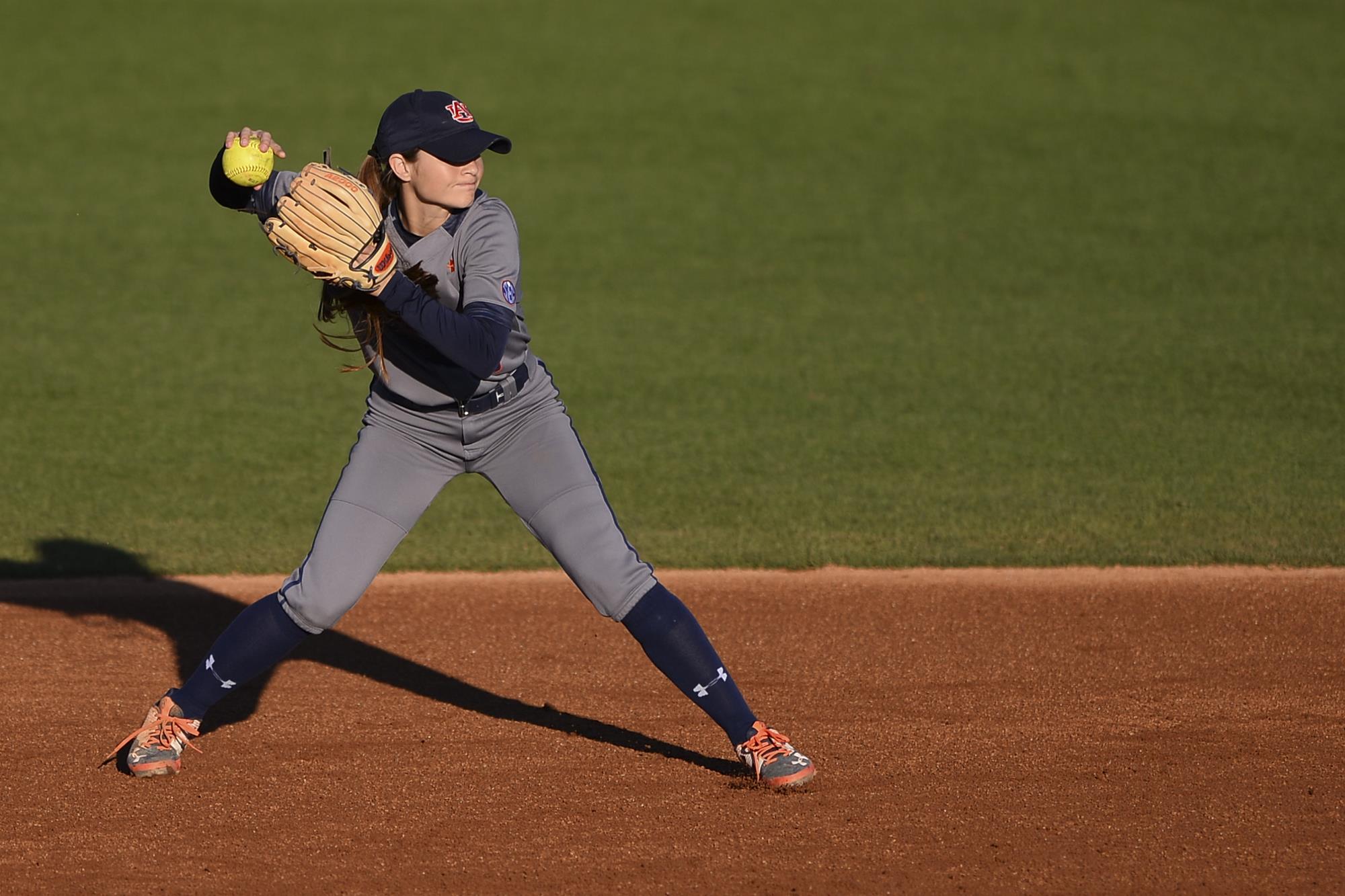 Emily Spain Softball Auburn University Athletics