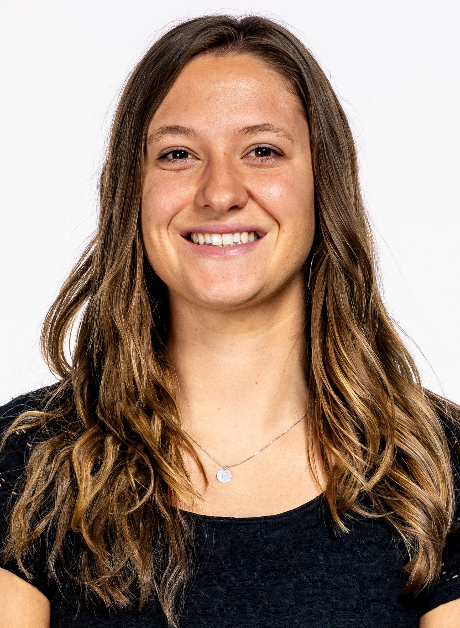 Kaitlyn Lewis Headshot
