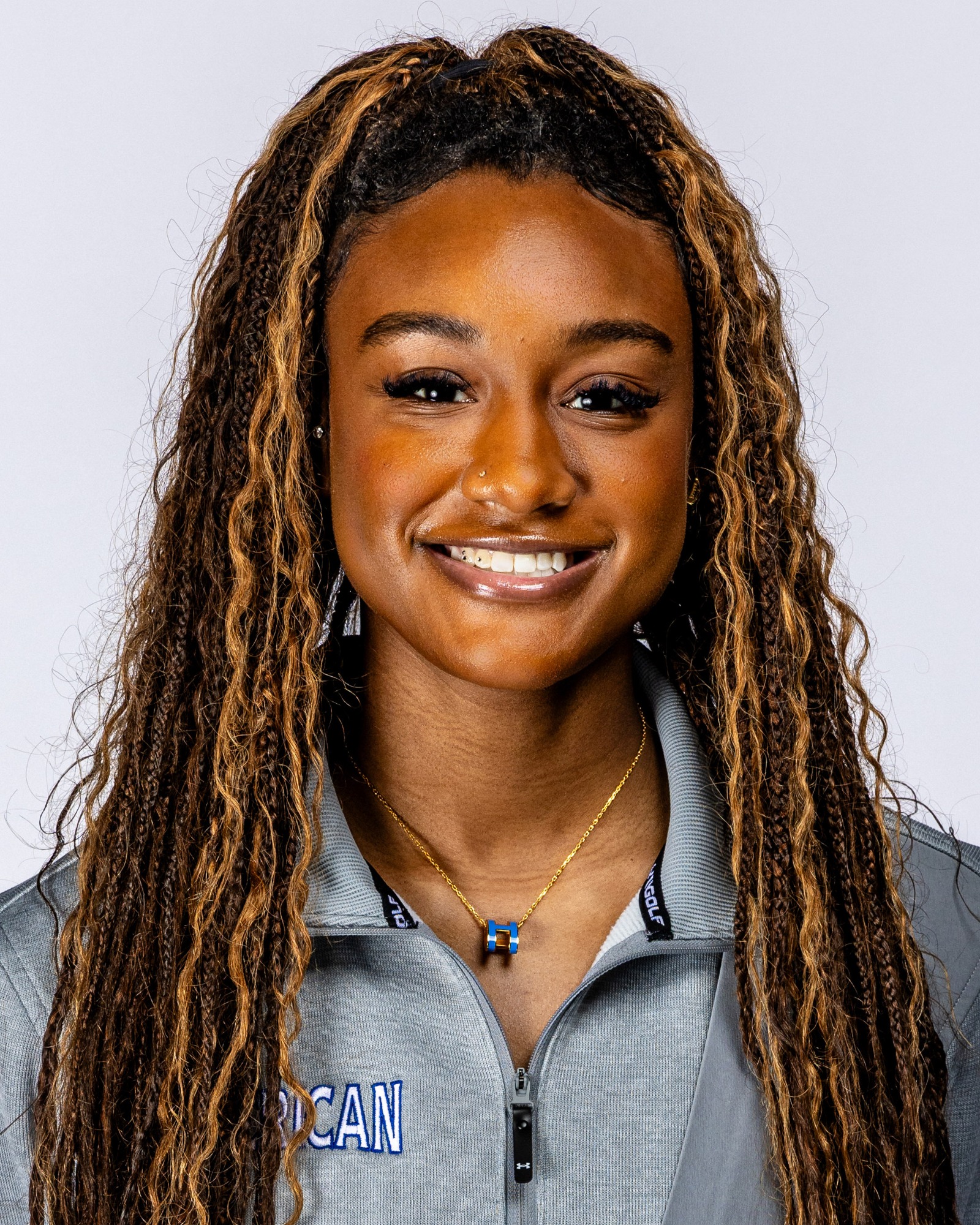 Headshot of Niya Beverley
