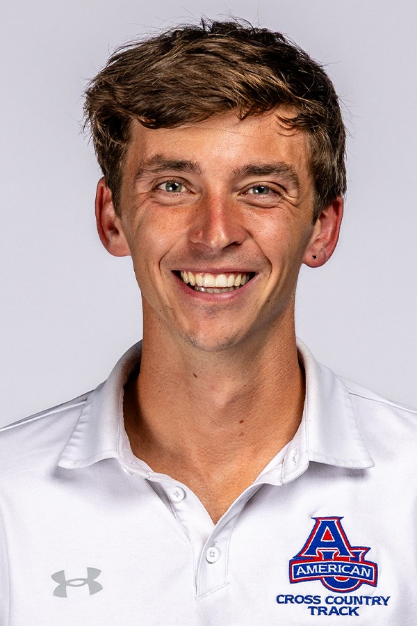 Zach Prescott headshot 2025.