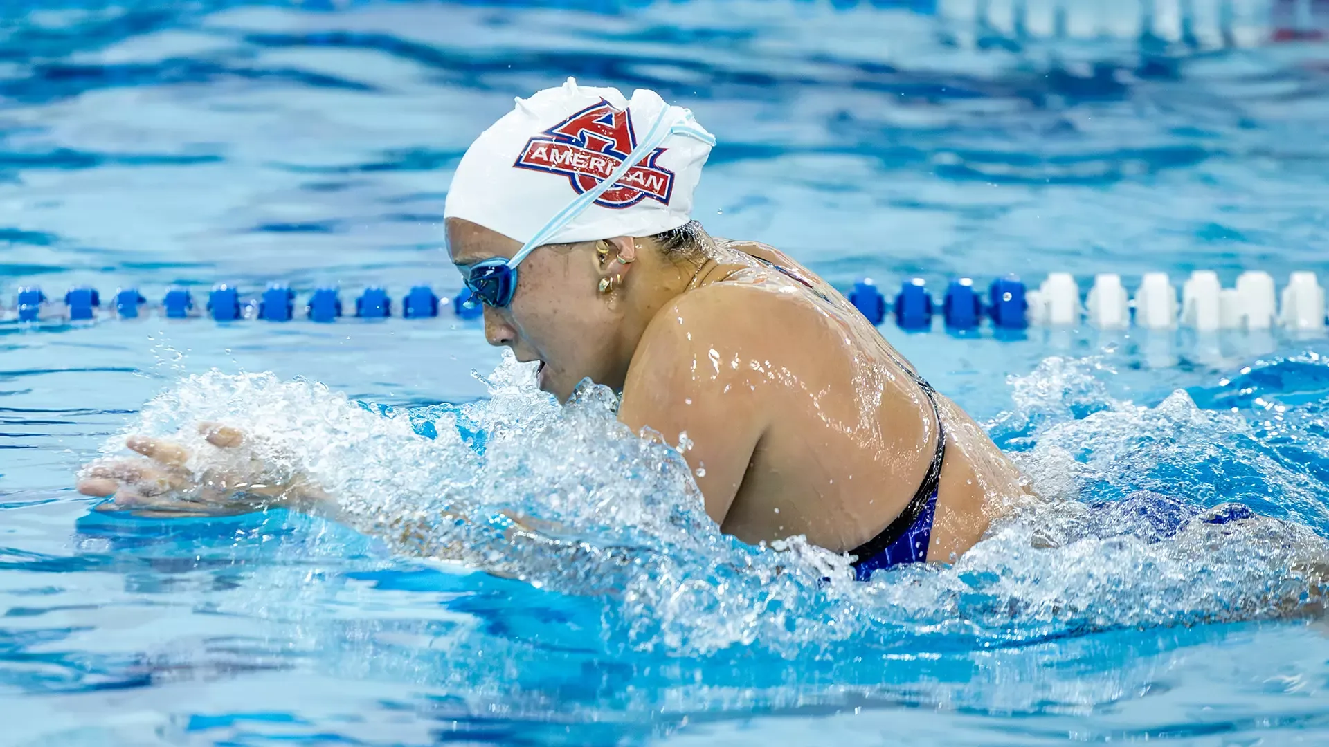 Isabel McGovern swimming for AU