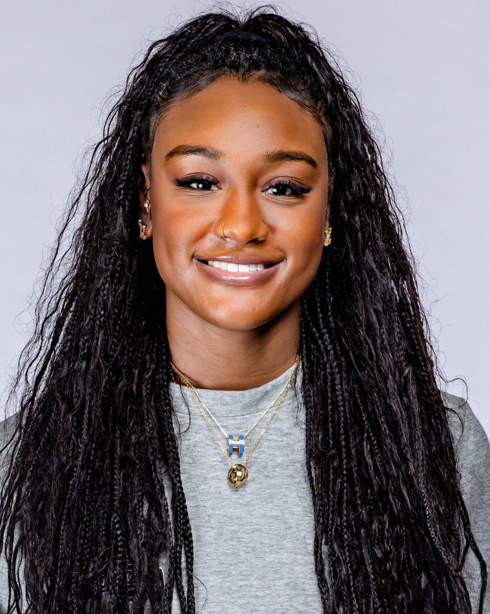 niya beverley headshot