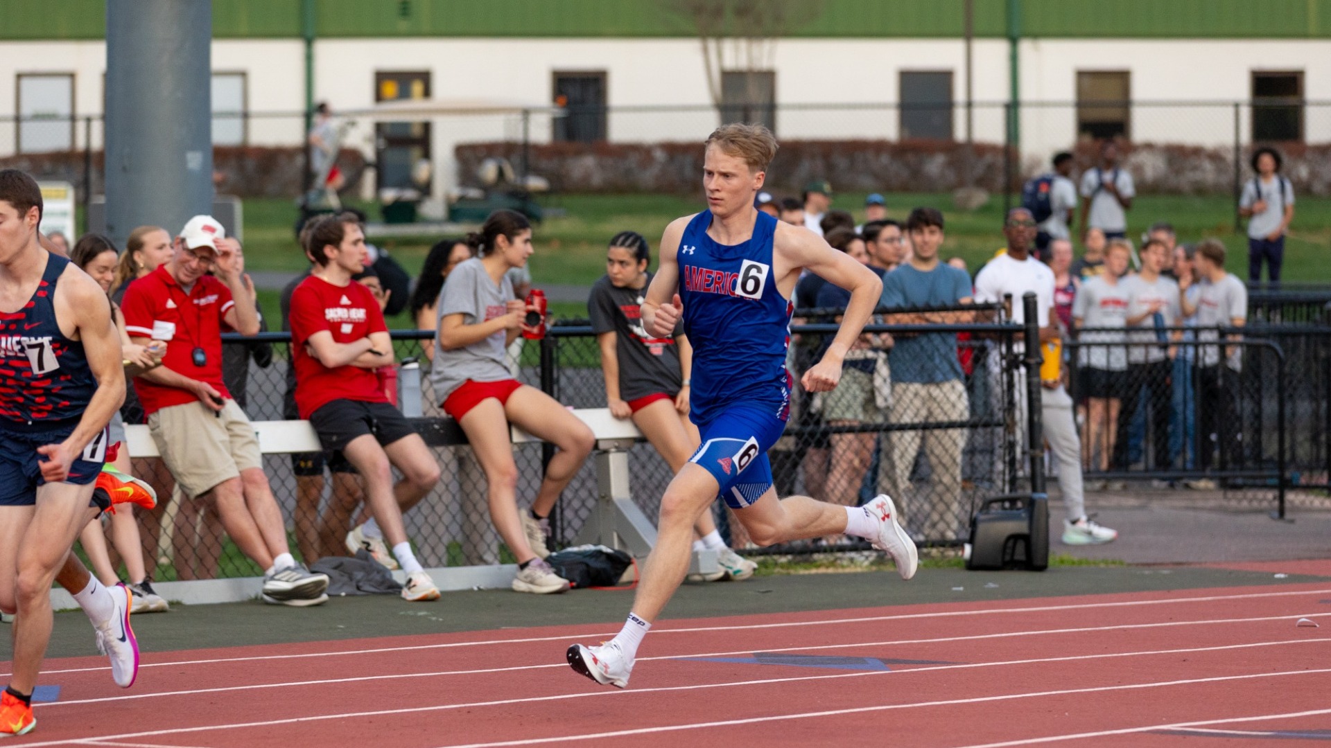 Ty Parker races the 800 at the 2026 George Mason Dalton Ebanks Invitational