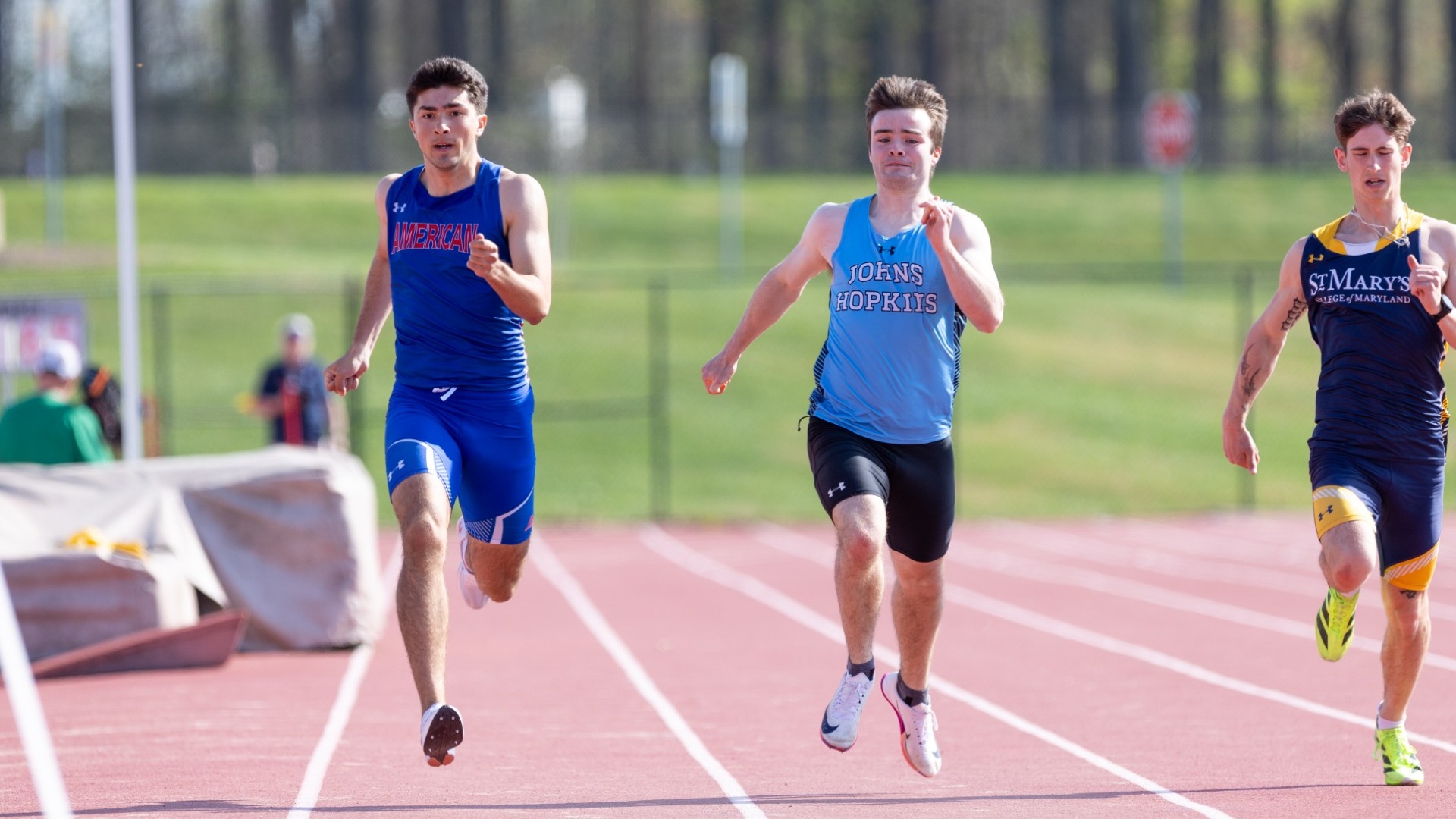 Alex Zenit races the 200 meters at the 2026 George Mason Dalton Ebanks Invitational