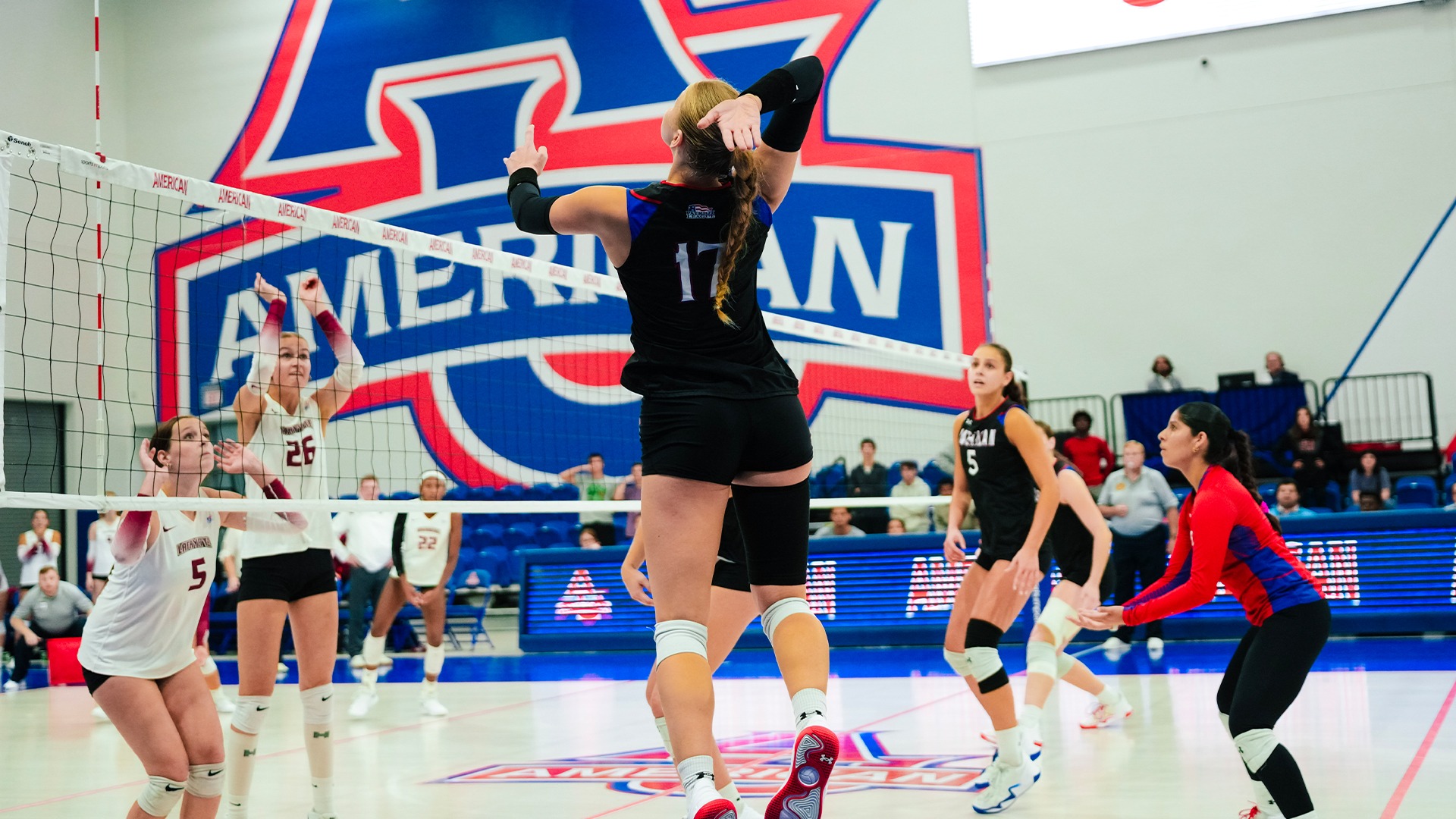 Salme Hollas jumping for an attack attempt.