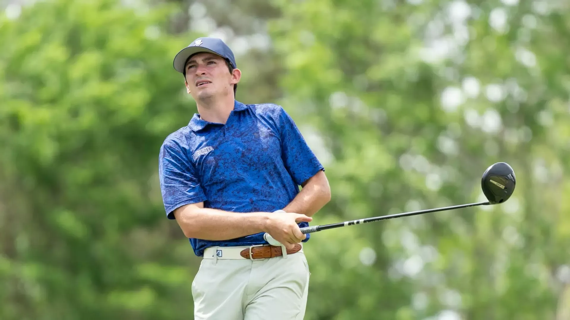 Stefan Jacobs tees off