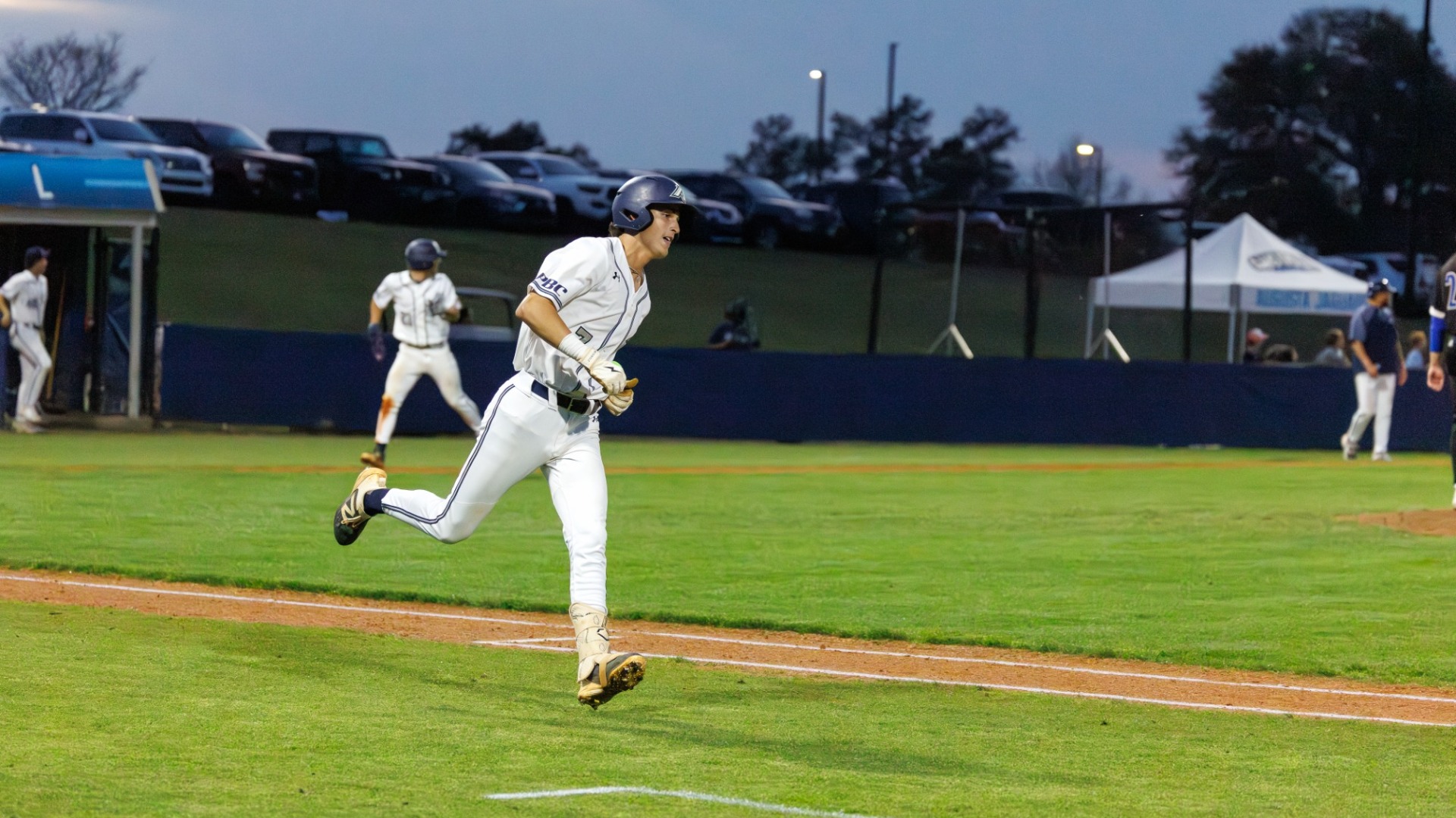 Nolan Turner rounds first